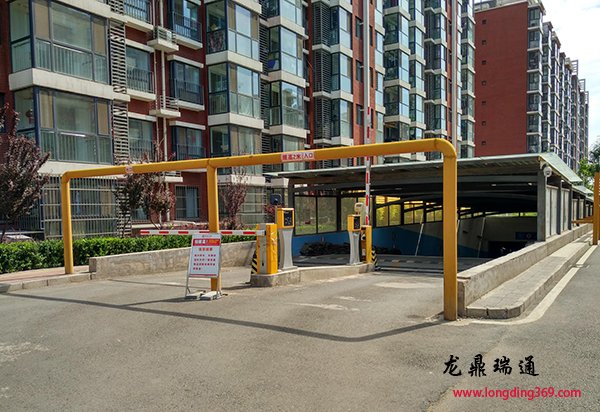 柳浪家園小區車牌識別系統