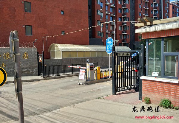 柳浪家園小區車牌識別系統