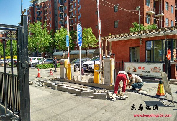 柳浪家園小區車牌識別系統