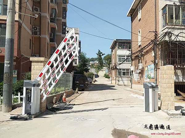 自動車牌識別系統